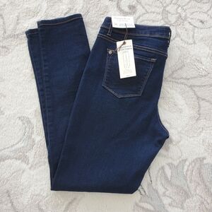 Simply Vera Vera Wang Super Stretch Denim Legging. Size 8